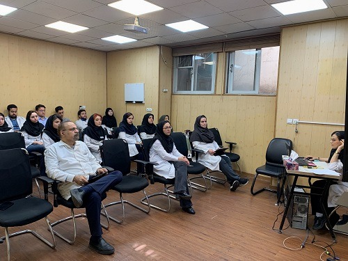 برگزاری ژورنال کلاب هفتگی مرکز تحقیقات ارولوژی-1405/03/03